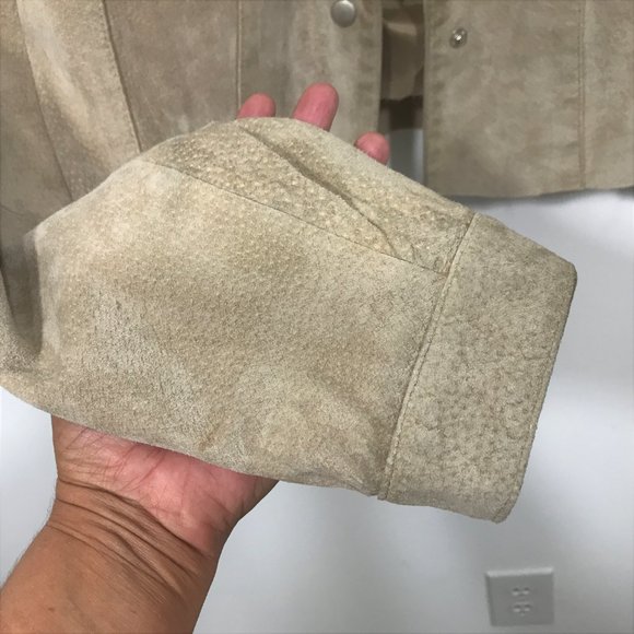 Vintage Cropped Suede Jacket - Picture 11 of 15